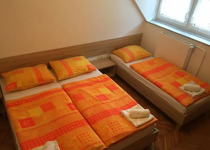 Apartmaji In Sobe Tina بيت ضيافة كْرانْيِسكا غورا