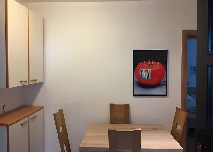 بيت ضيافة Apartmaji In Sobe Tina كْرانْيِسكا غورا