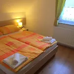 Maison d'hôtes Apartmaji In Sobe Tina 3*