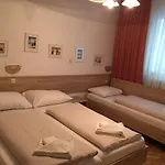 Apartmaji In Sobe Tina 3* Kranjska Gora
