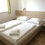 Maison d'hôtes Apartmaji In Sobe Tina 3*