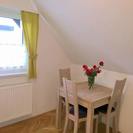 Vendégház Apartmaji In Sobe Tina