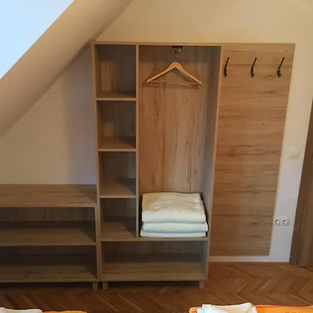 Vendégház Apartmaji In Sobe Tina