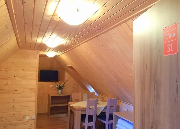 Apartmaji In Sobe Tina 3*