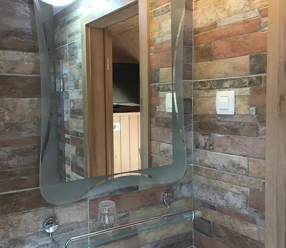 Apartmaji In Sobe Tina 3*